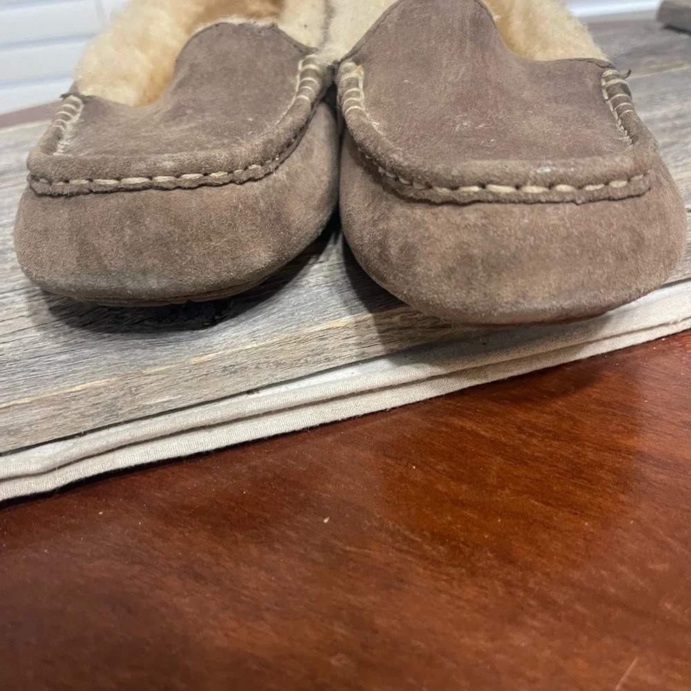 Women's Shoes UGG ANSLEY Suede Shearling Slip On  Moccasin Slippers 9 Chocolate - Picture 3 of 8